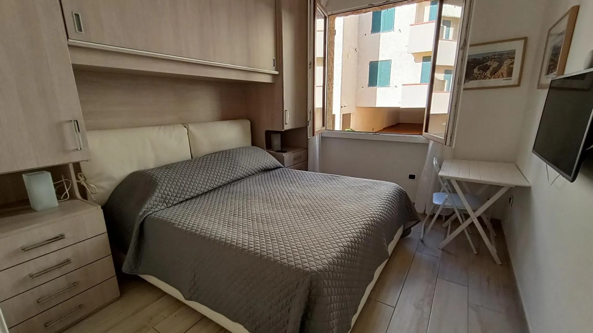 Lejlighed Appartamento Vacanze Alla Maddalena La Maddalena  Italien